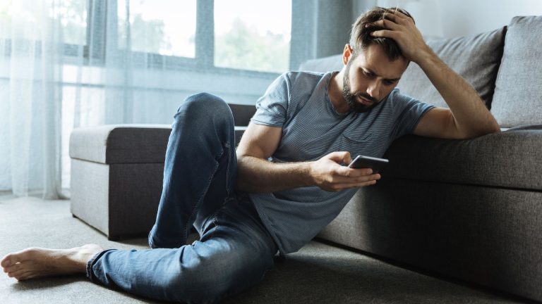 TST - Técnico com transtorno bipolar obtém reintegração