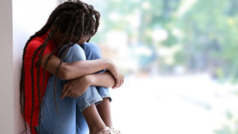TRF6 Confirma obrigatoriedade de o INSS analisar pedidos de pensão especial para órfãos do feminicídio